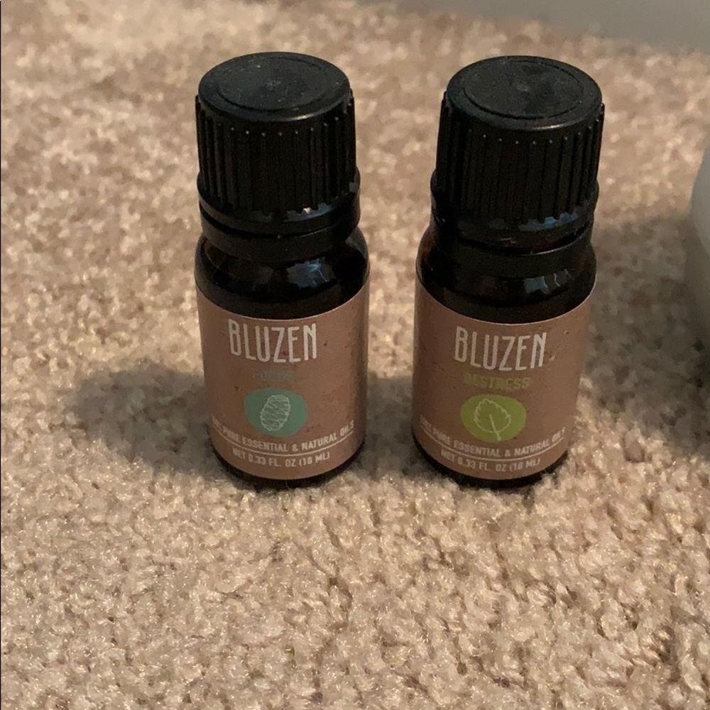 Essential oil diffuser - Picture 2 of 3